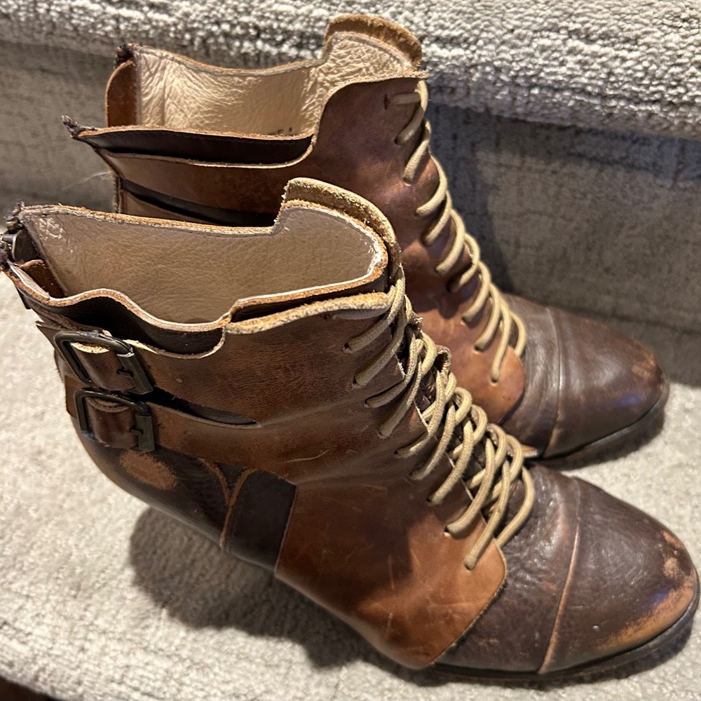 Steve Madden Freebird boots